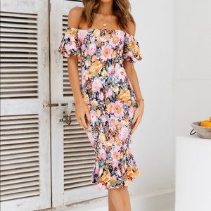 FLORA BOTANICA MIDI DRESS BLACK - Hello Molly